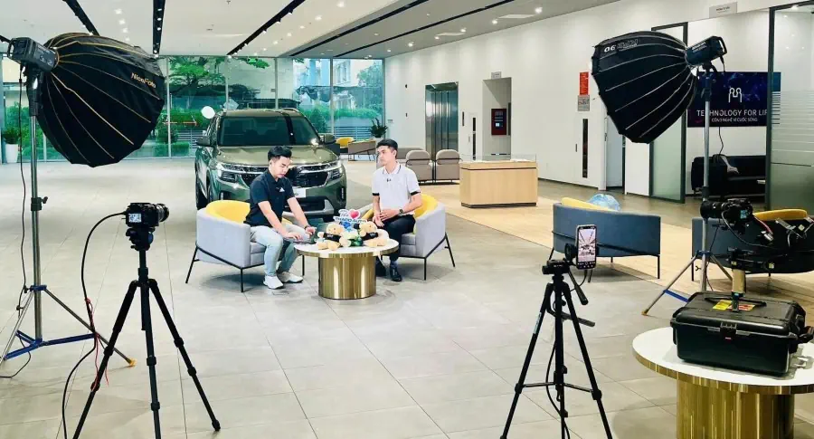 THACO AUTO livestream bán hàng trên TikTok, nâng cao trải nghiệm số cho khách hàng