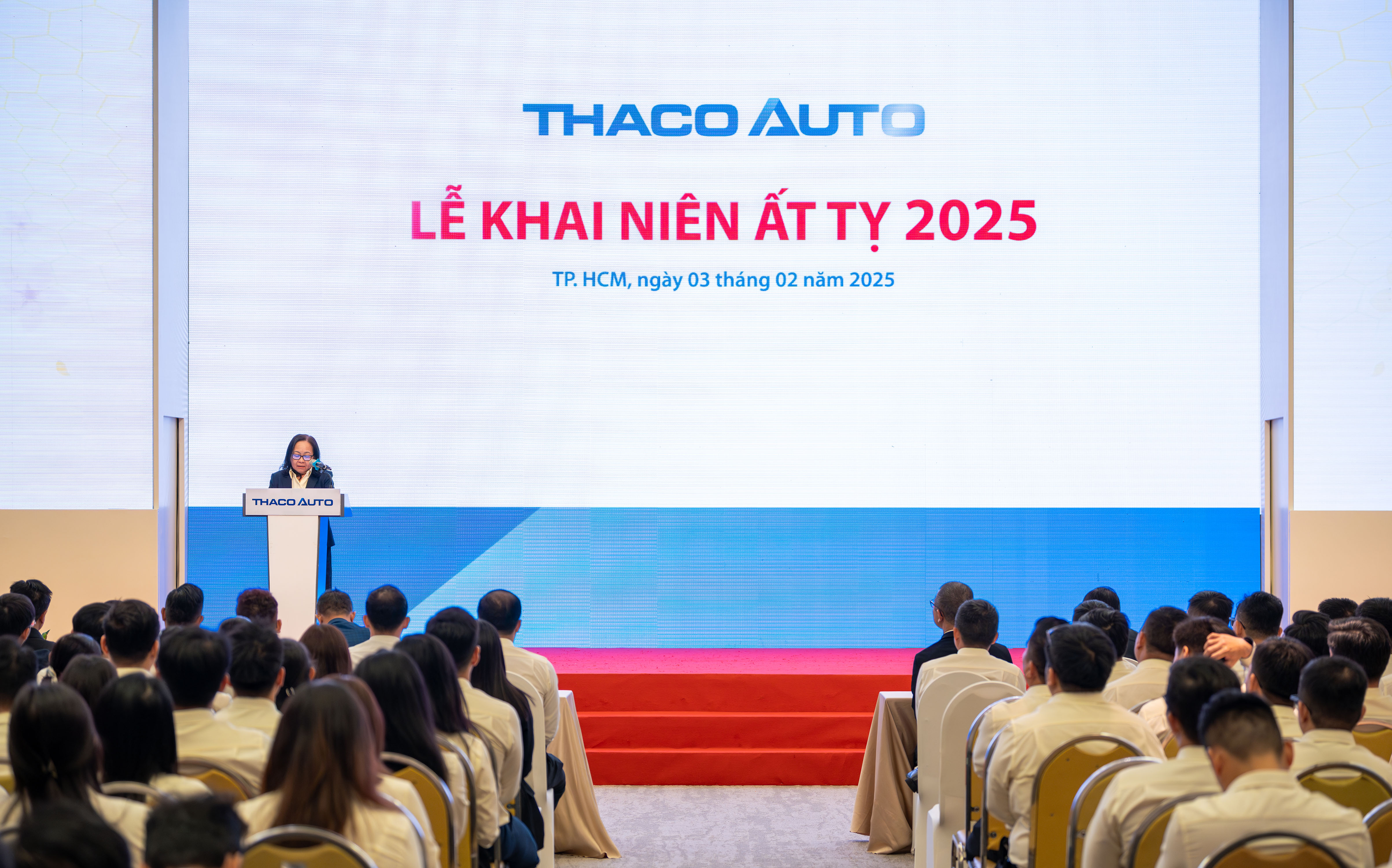 THACO AUTO tổ chức Lễ Khai niên Ất Tỵ 2025 trên toàn hệ thống