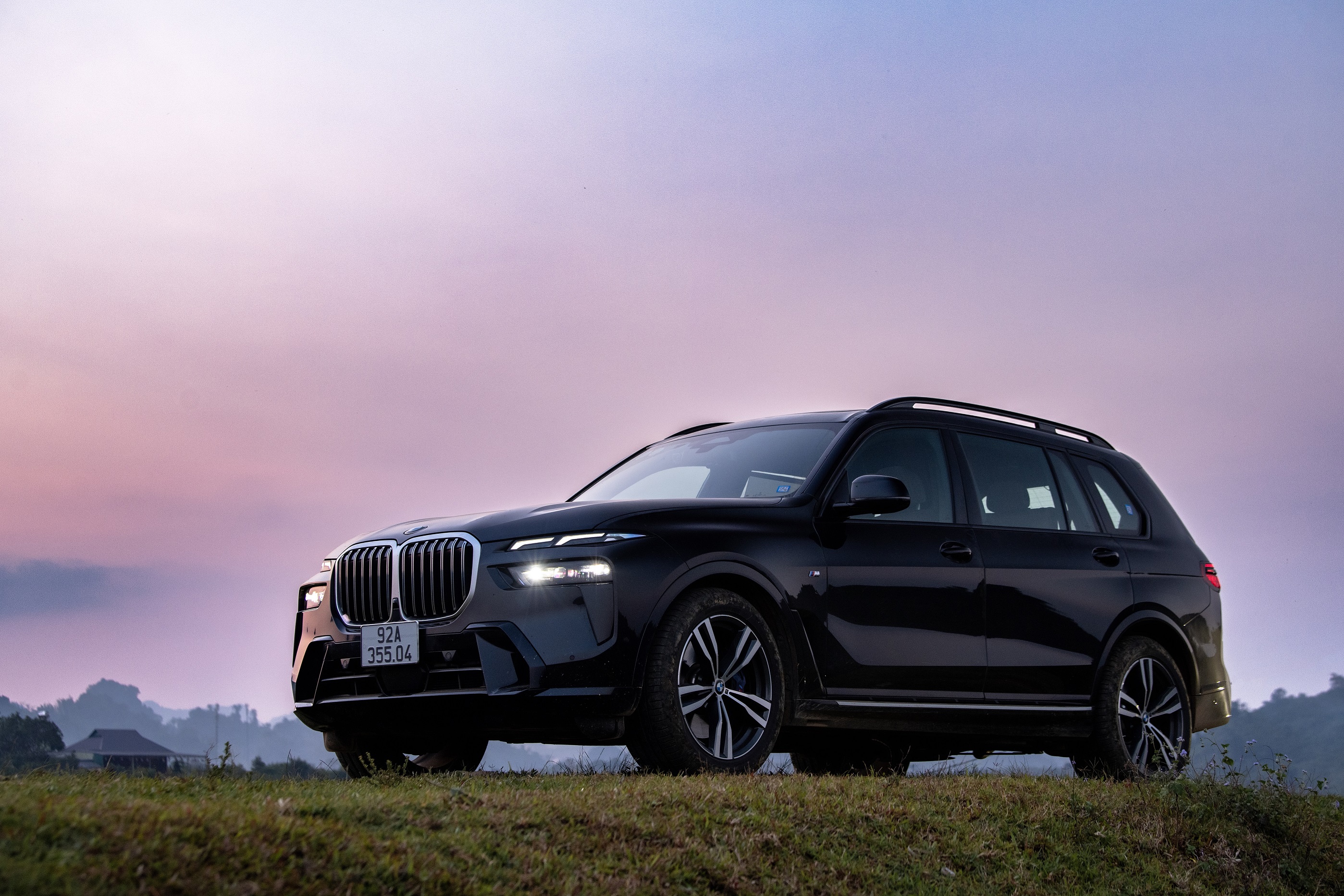 BMW X7 được hưởng ưu đãi lên đến hơn 300 triệu-2