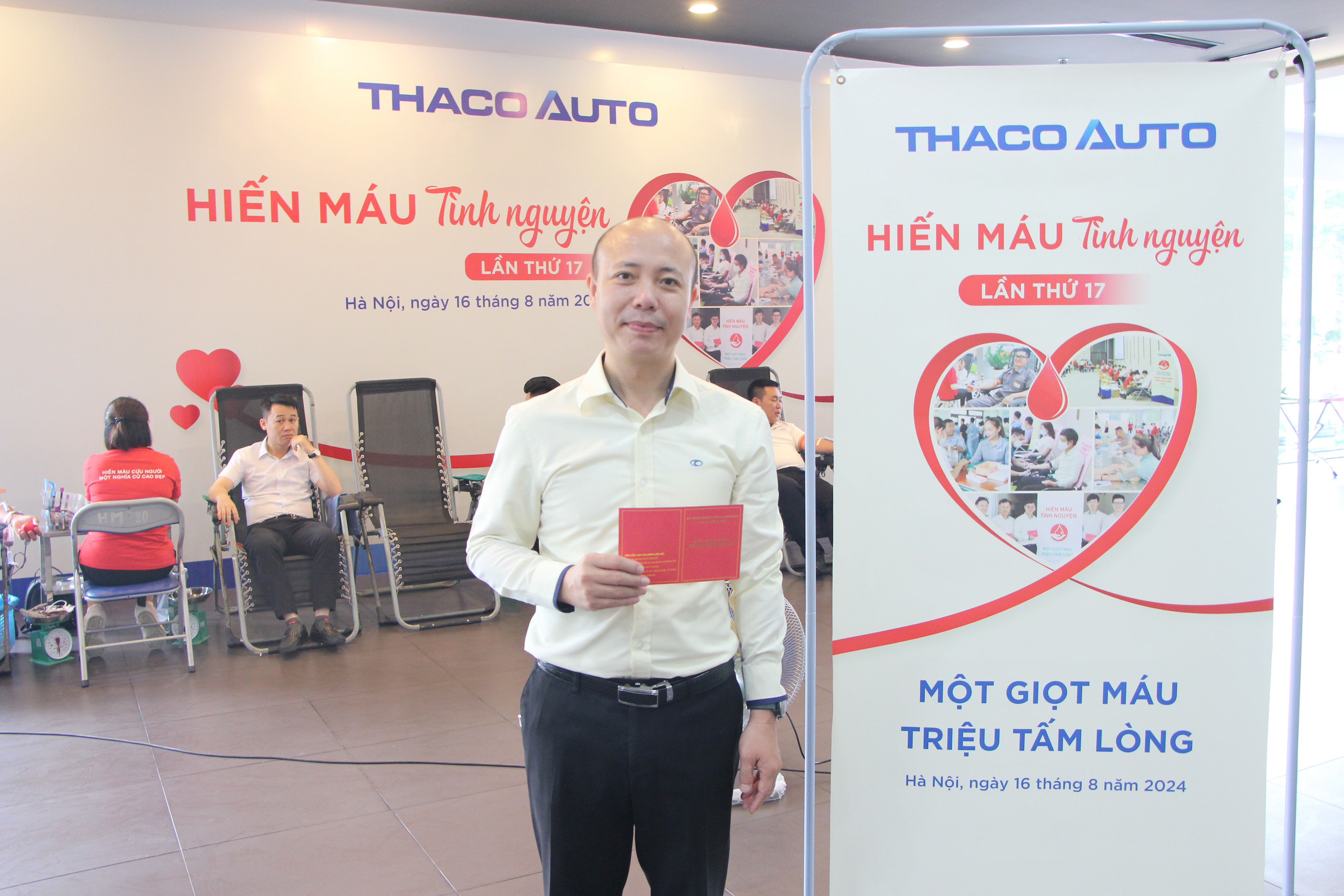 Hien mau tại VP Ha Noi_3