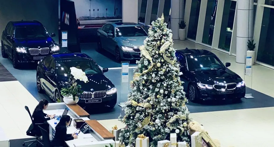 Không khí giáng sinh ngập tràn tại các showroom THACO AUTO