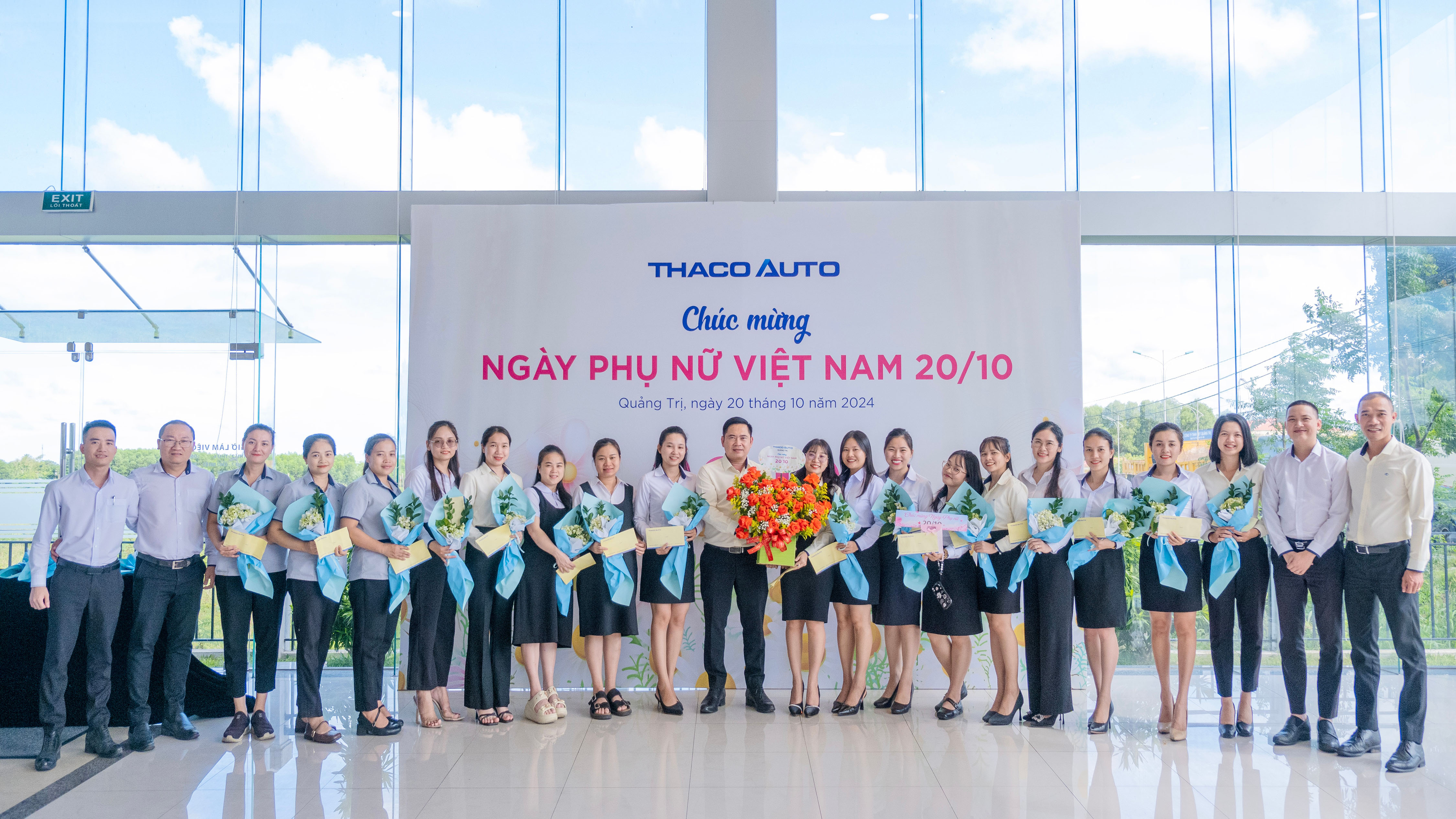 chuc-mung-ngay-phu-nu-viet-nam-thaco-auto-1