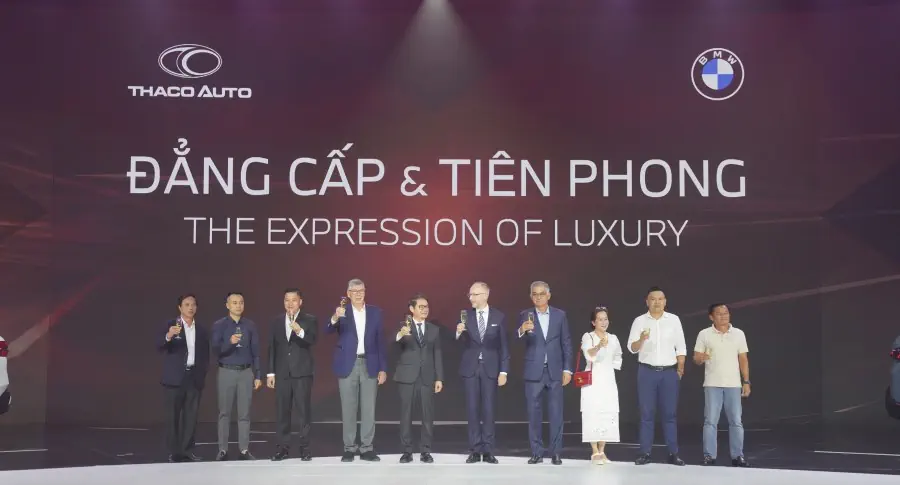 THACO AUTO tổ chức chương trình “Đẳng cấp và Tiên phong” chính thức ra mắt hai mẫu xe BMW X5 mới và BMW XM