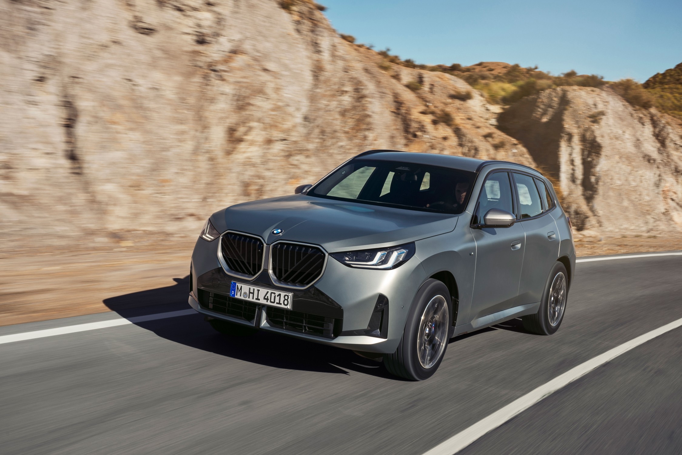 BMW X3 thế hệ thứ 4 chính thức ra mắt tại Việt Nam