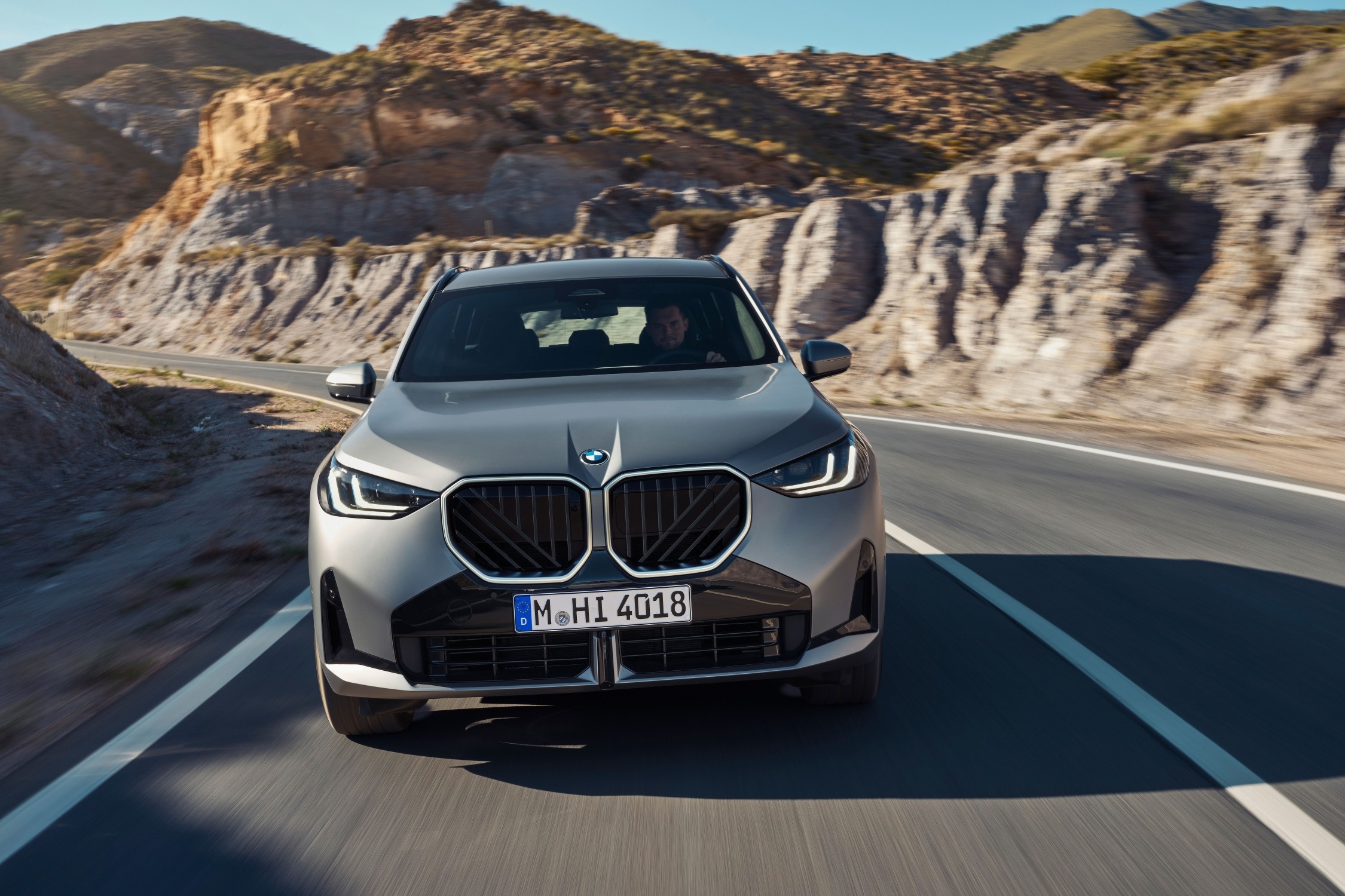 P90554998_lowRes_the-new-bmw-x3-20-xd