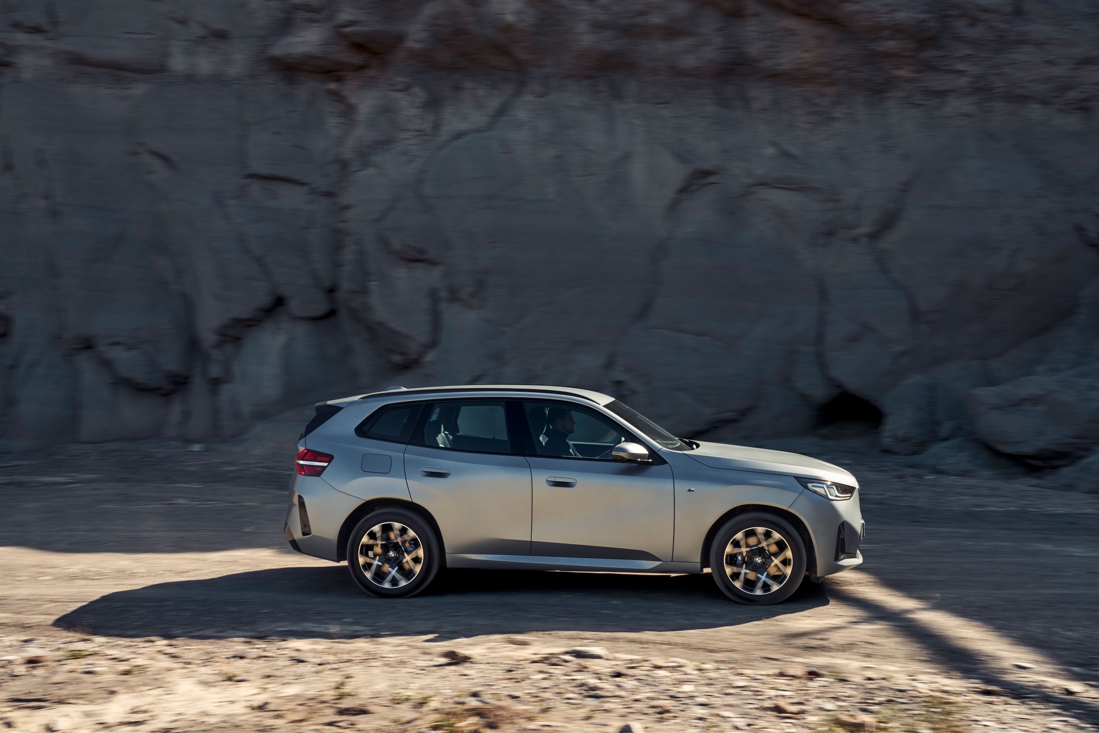 P90555008_lowRes_the-new-bmw-x3-20-xd