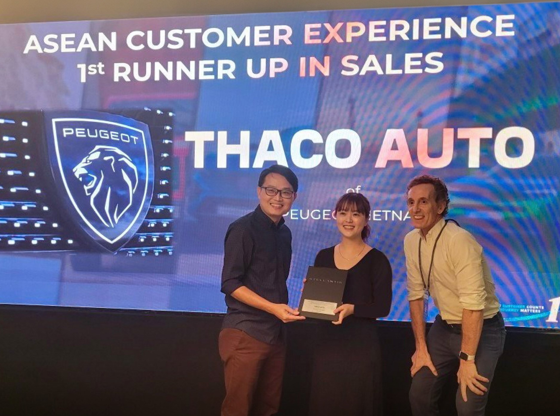 THACO AUTO đạt giải thưởng xuất sắc về dịch vụ Chăm sóc khách hàng khu vực Đông Nam Á